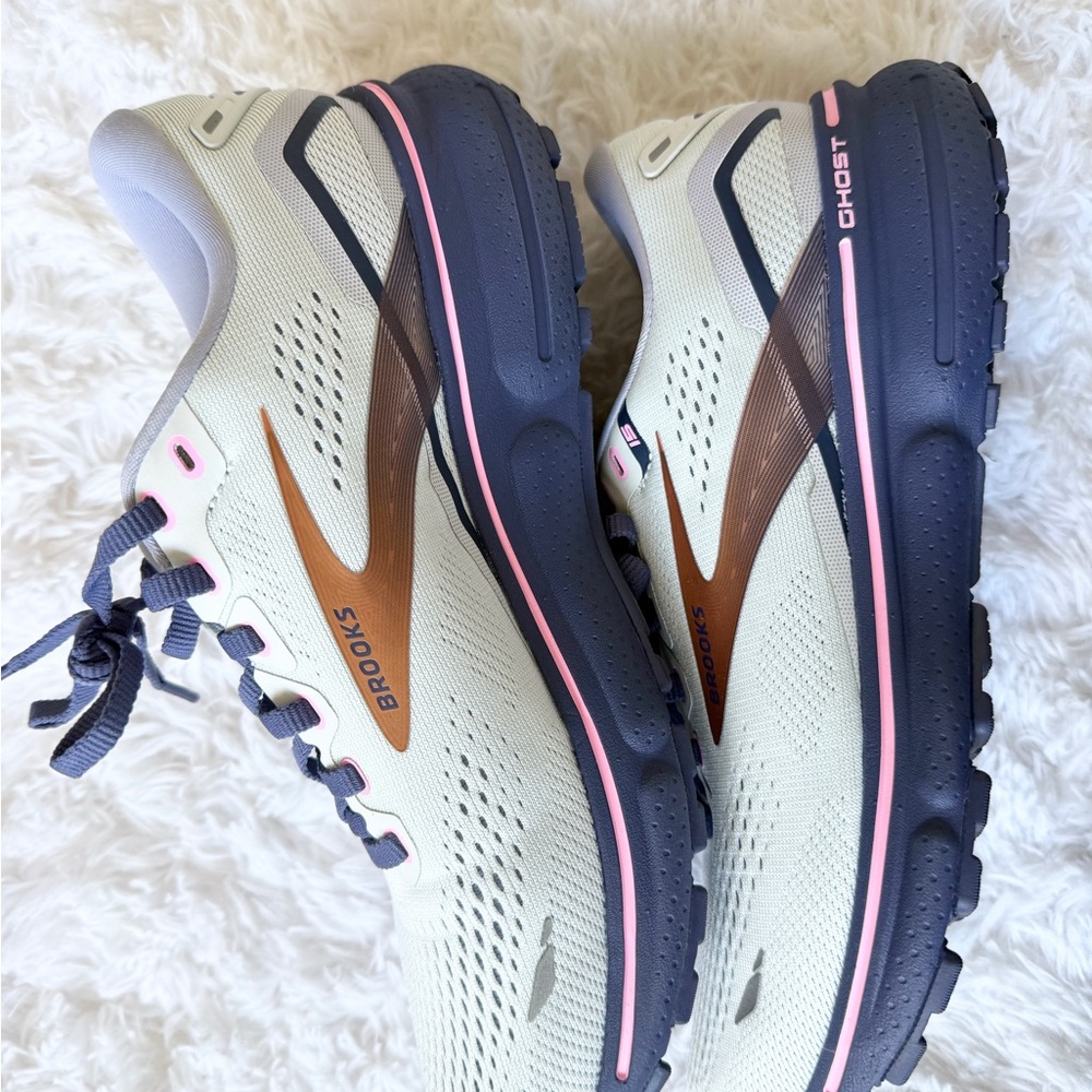 Brooks Women's Athletic Shoes - Cream and Pink - Picture 6 of 7